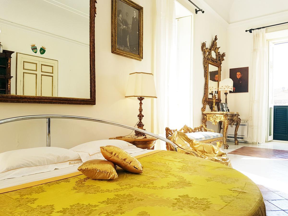Residenza Vanvitelli โตรเปอา ภายนอก รูปภาพ